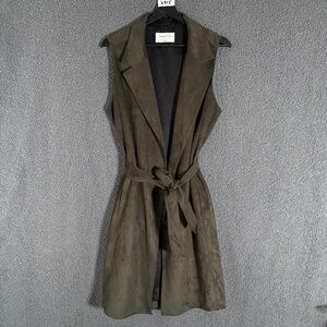Aritzia Babaton Malley Vest Tuscan Olive Vegan Suede  - Women's Size M - Green